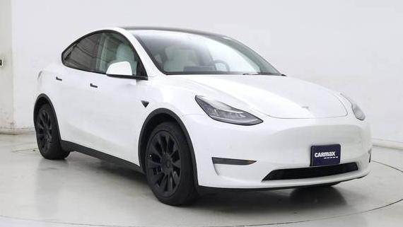 TESLA MODEL Y 2020 5YJYGDEE0LF021947 image